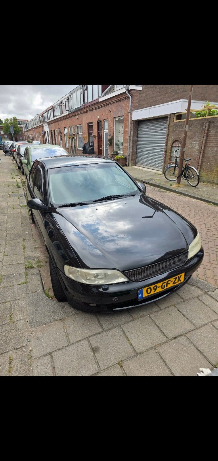 Opel Vectra 2.2 I 16V SDN 2000 Zwart, Auto's, Opel, Voorwielaandrijving, 4 cilinders, 1290 kg, Origineel Nederlands