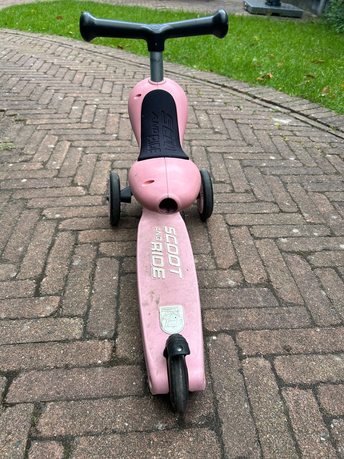 Roze Scoot and Ride Highwaykick 1 step/loopfiets, Fietsen en Brommers, Steps, Gebruikt, Gewone step, Ophalen