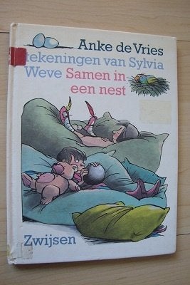 SAMEN IN EEN NEST    Anke de Vries, Ophalen of Verzenden, Gelezen, Fictie algemeen