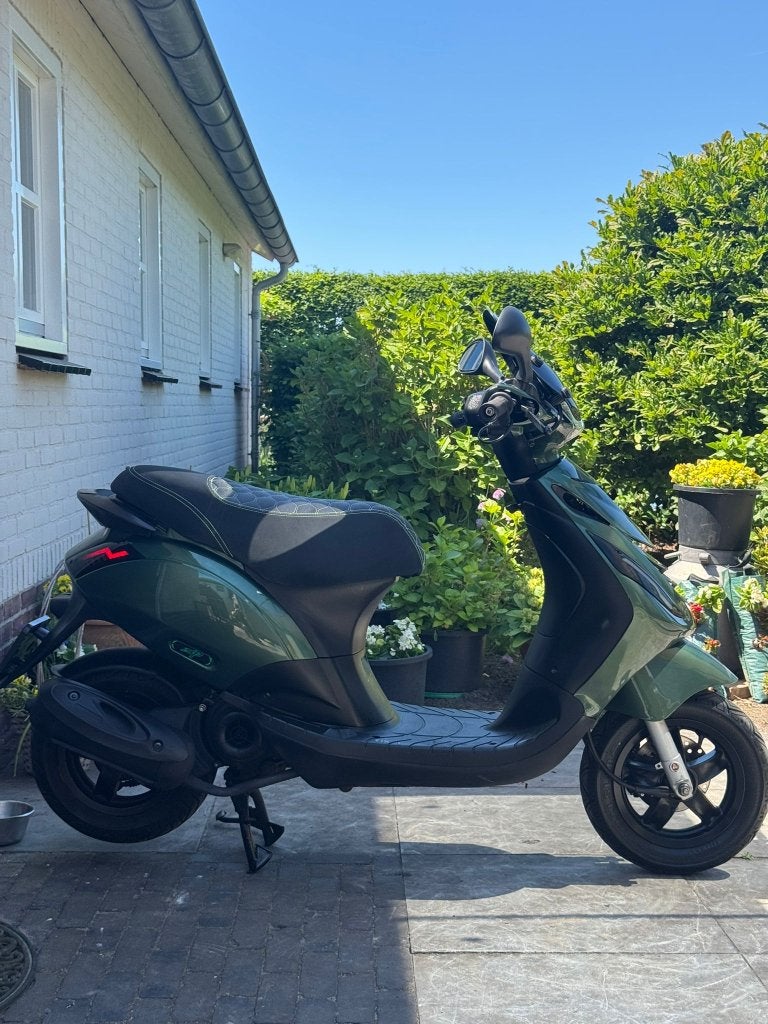 ⭐️Piaggio zip 4 takt 50cc carburateur SP-Line UNIEK⭐️, Fietsen en Brommers, Niet ingevuld, Niet ingevuld, Niet ingevuld
