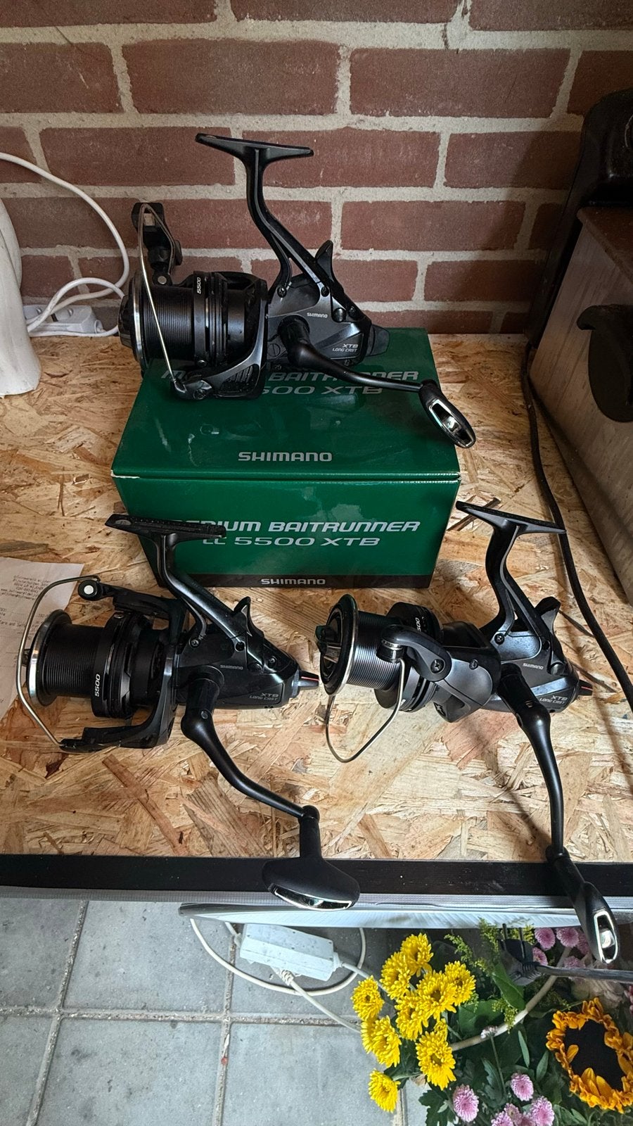 3x Shimano Medium Baitrunner LC 5500 XTB Molens, Watersport en Boten, Ophalen of Verzenden, Zo goed als nieuw, Molen