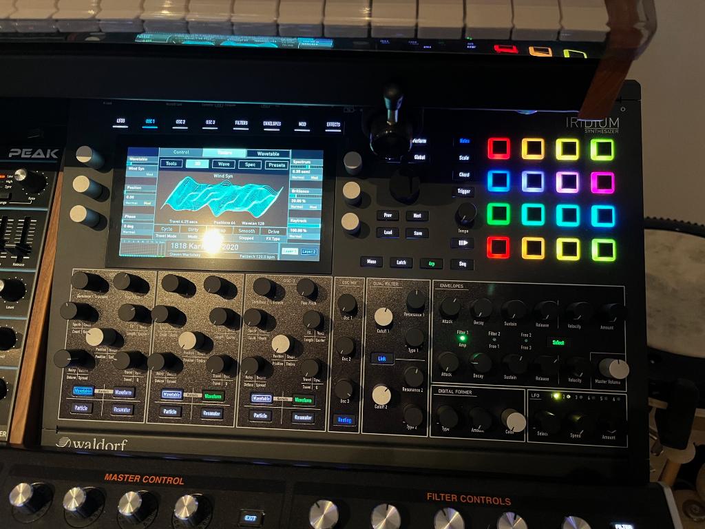 Waldorf Iridium synthesizer, Muziek en Instrumenten, Synthesizers, Ophalen of Verzenden, Zo goed als nieuw, Overige aantallen
