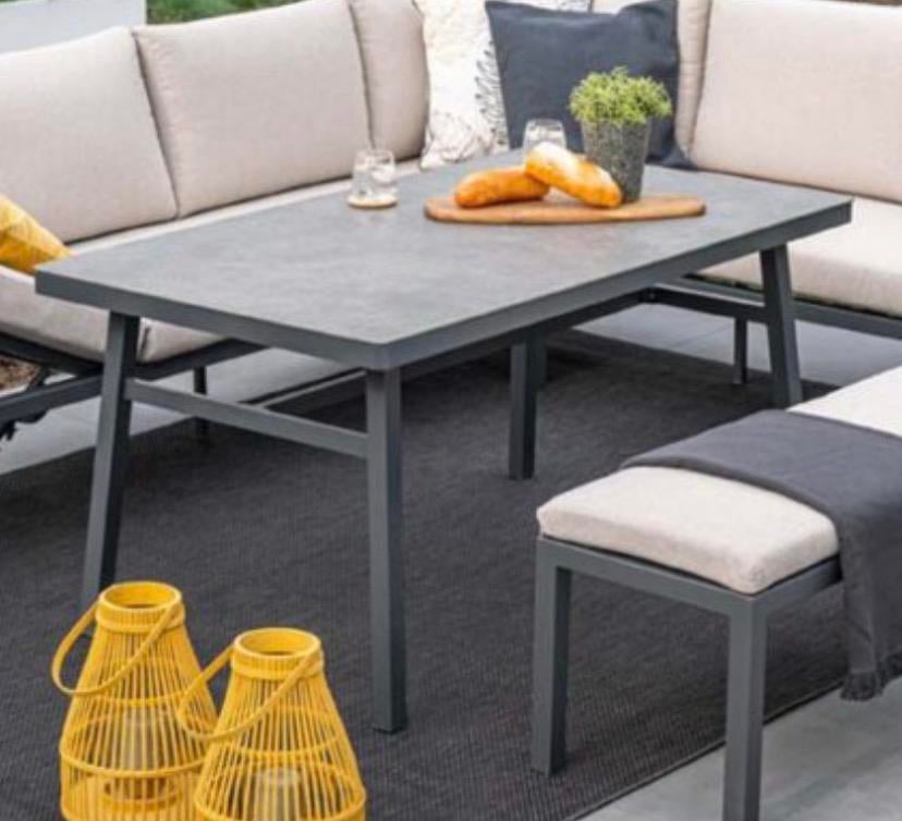 Tuintafel nieuw in doos!, Tuin en Terras, Ophalen, Nieuw, Rechthoekig, Kunststof