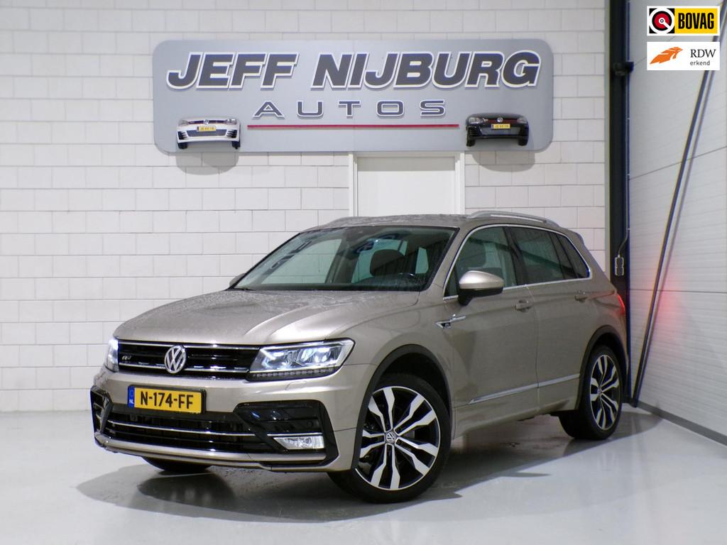 Volkswagen Tiguan 2.0 TSI DSG 220PK 4Motion Highline R-Line, Auto's, Volkswagen, Gebruikt, Euro 6, 4 cilinders, Bedrijf