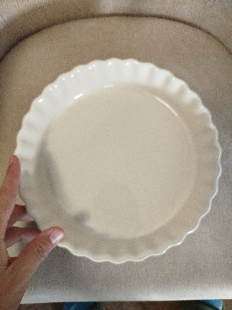 Emile Henry France Deep Tart Dish - 24 cm, Ophalen of Verzenden, Glas, Overige stijlen, Bord(en)