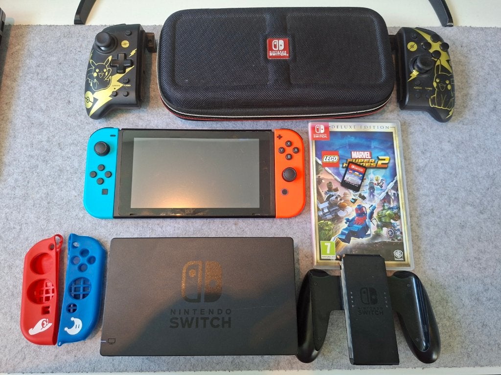Nintendo Switch + HORI Split Pad Pro + Accessoires, Spelcomputers en Games, Spelcomputers | Nintendo Switch, Gebruikt, Switch Original