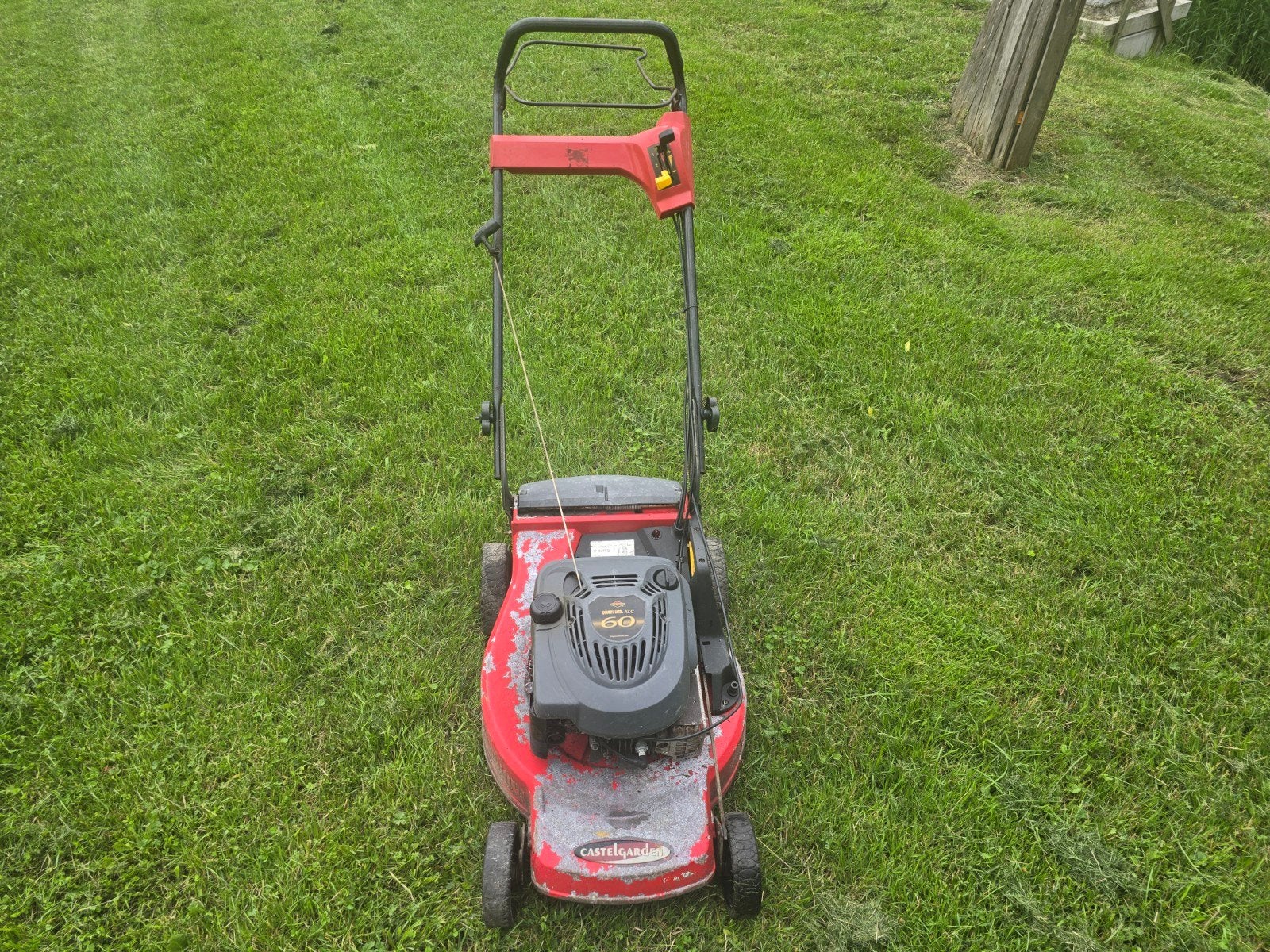 Castelgarden gazonmaaier - 53cm alu maaidek, Tuin en Terras, Cirkelmaaier, Gebruikt, Ophalen of Verzenden, Benzine-grasmaaier