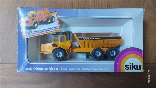 Siku 2825 Volvo Dumper, Ophalen of Verzenden, Zo goed als nieuw, Bus of Vrachtwagen, SIKU