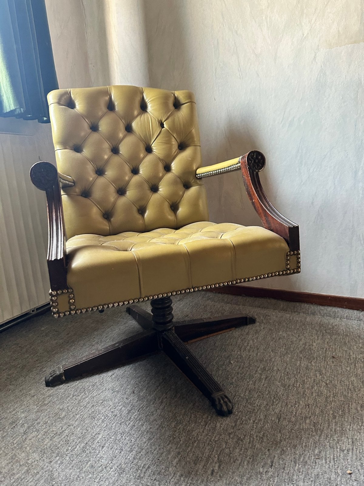 Vintage Bureaustoel/stoel - Chesterfield Stijl, Antiek en Kunst, Antiek | Meubels | Stoelen en Banken, Ophalen