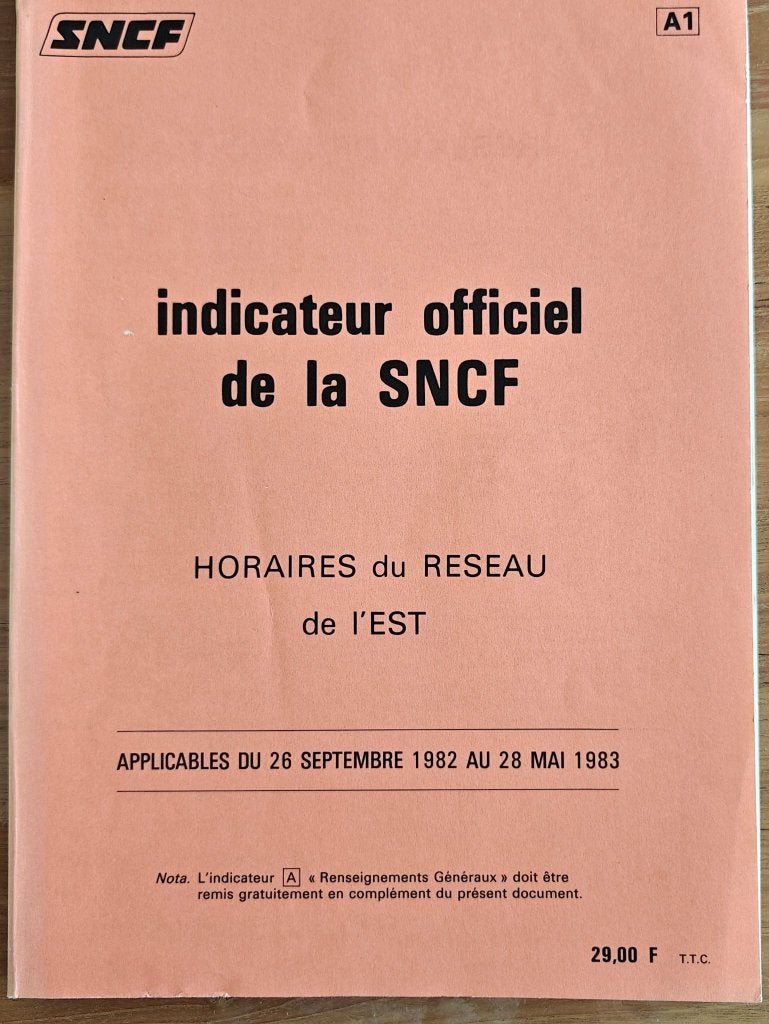 SNCF Indicateur Officiel A1 Reseau Est hiver 1982-83, Verzamelen, Ophalen of Verzenden, Gebruikt, Trein, Boek of Tijdschrift