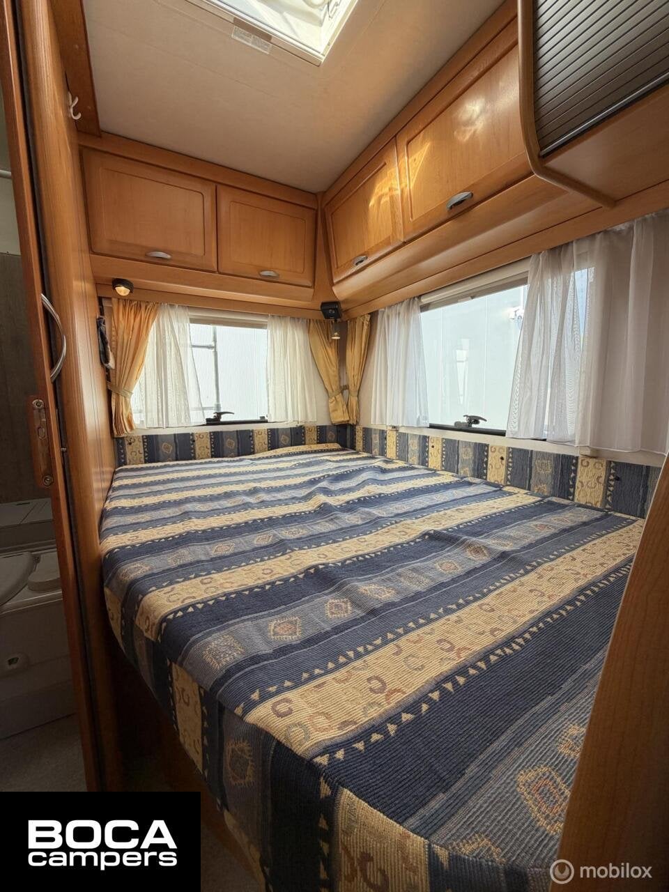 Hymer T Tramp 575 l Frans bed l 110PK l L-zit, Ringverwarming, Tot en met 2, Bedrijf, Half-integraal