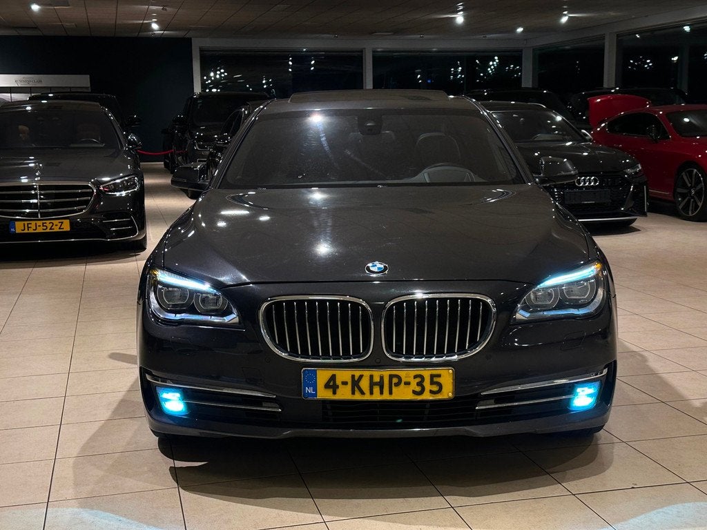 BMW 7-serie 740d High Exe|ORIG-NL|MASSAGE|HUD|ACC|LED|VOLL, Auto's, BMW, Automaat, Euro 5, Achterwielaandrijving, Gebruikt