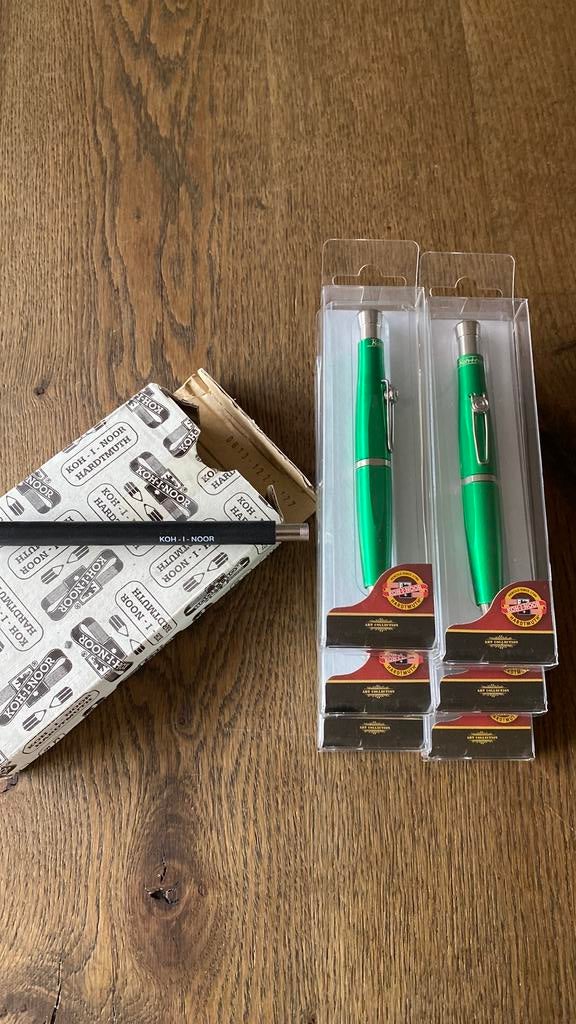 Vulpotloden nieuw 16 stuks, Ophalen of Verzenden, Nieuw, Potlood of Stift