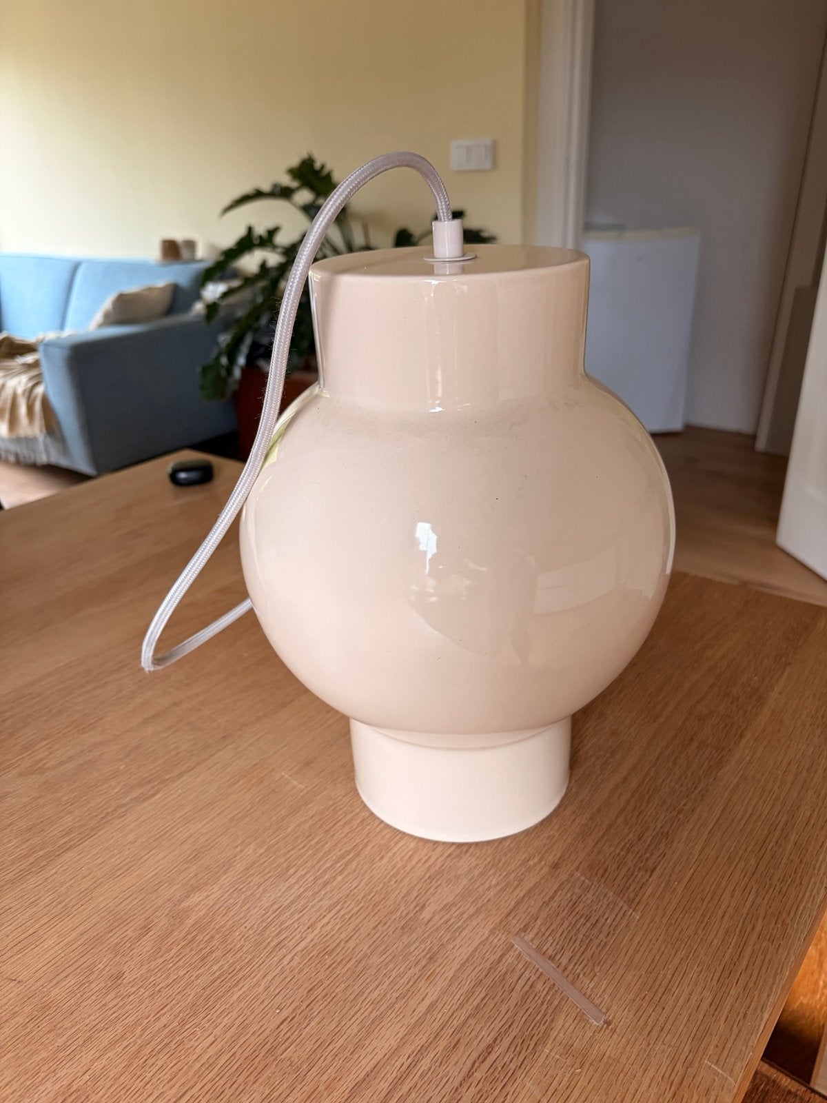 Keramieke beige hanglamp - E27 fitting, Huis en Inrichting, Ophalen, Zo goed als nieuw, Keramiek, E27 (groot)