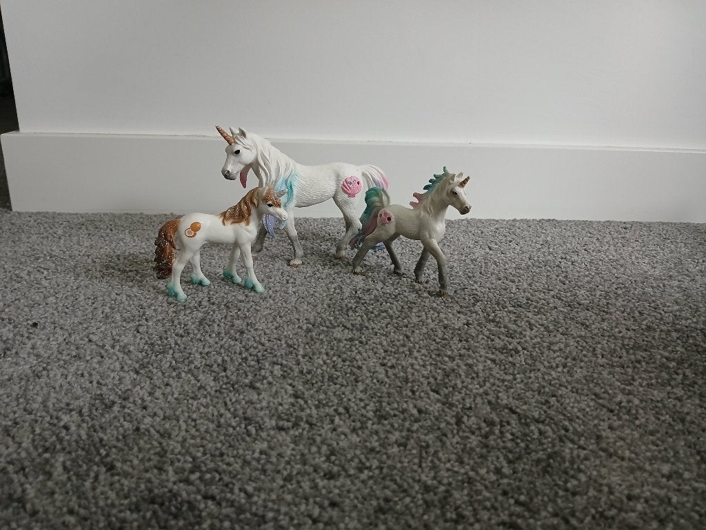 Leuke eenhoorns van schleich, Ophalen, Zo goed als nieuw, Paard, Beeldje of Figuurtje