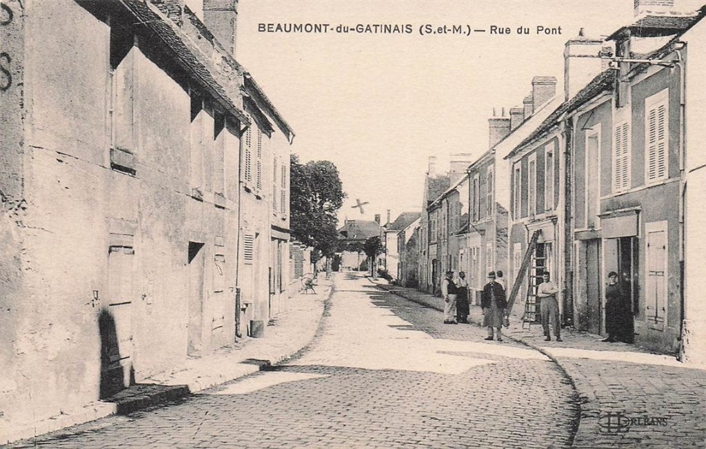 702-401-033 Beaumont-Du-Gatinais (S.Et-M.) Rue Du Pont, Verzamelen, Verzenden, Voor 1920, Frankrijk