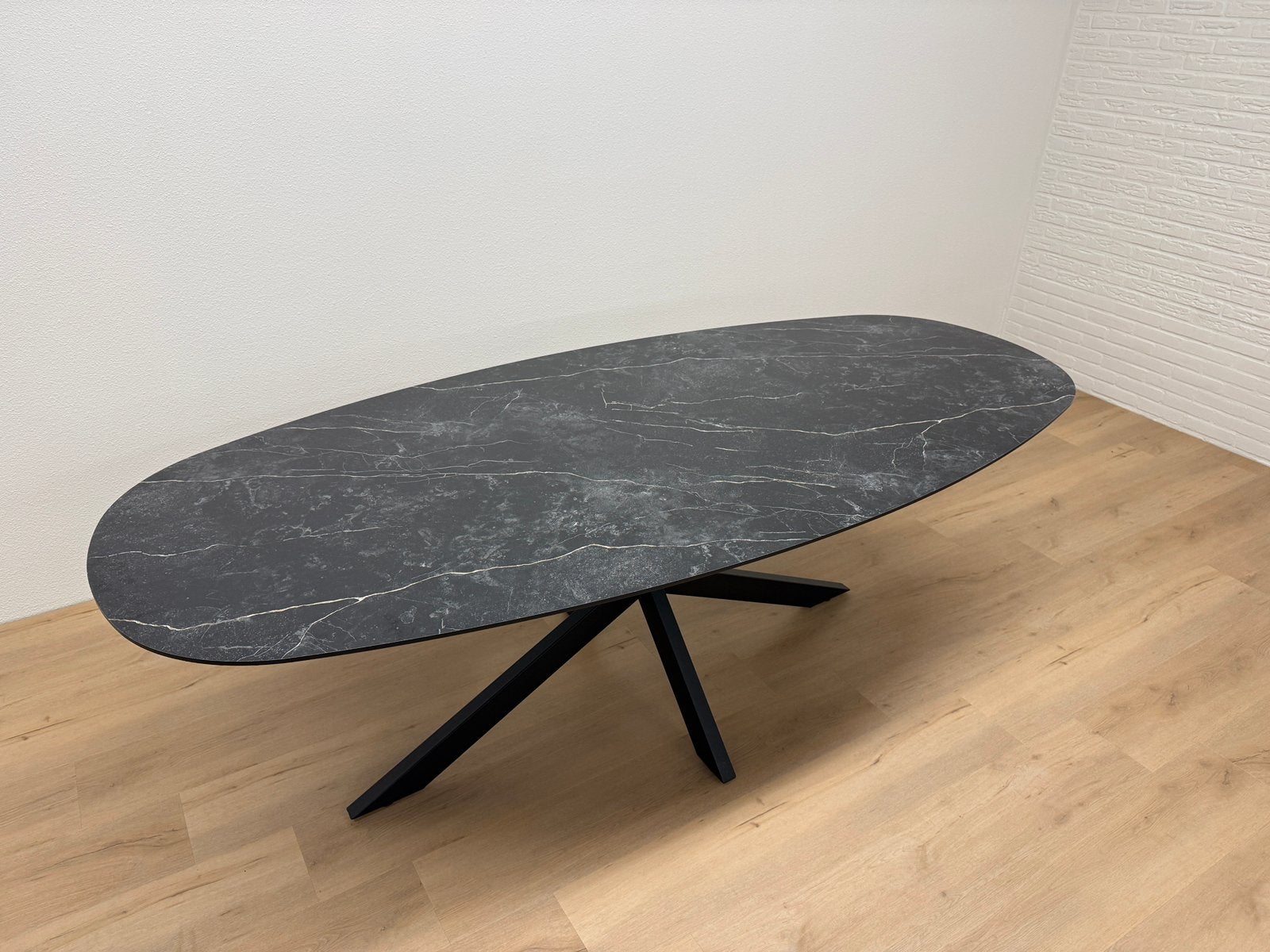 Deens ovale eettafel 240x110 - Marmer HPL - Direct Leverbaar, 100 tot 150 cm, 200 cm of meer, Ophalen of Verzenden, Zo goed als nieuw