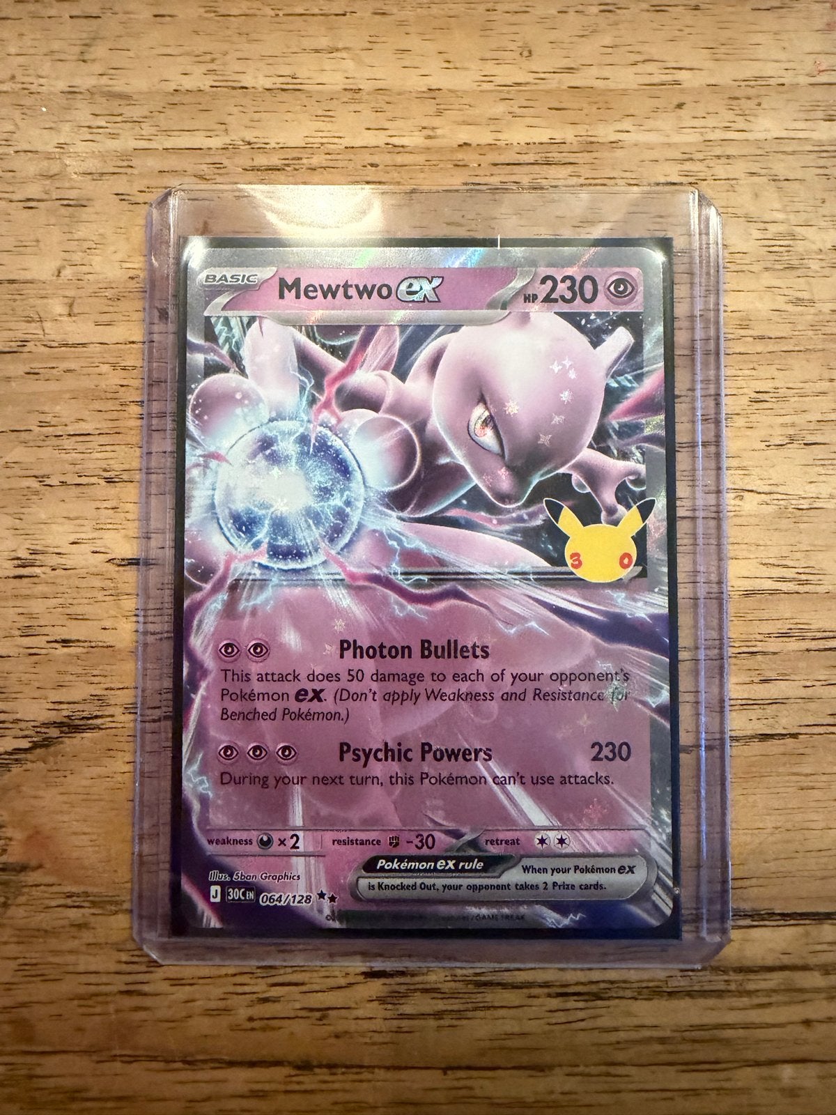 Mewtwo ex Pokémon kaart - 30th Anniversary, Ophalen of Verzenden, Zo goed als nieuw, Losse kaart, Foil