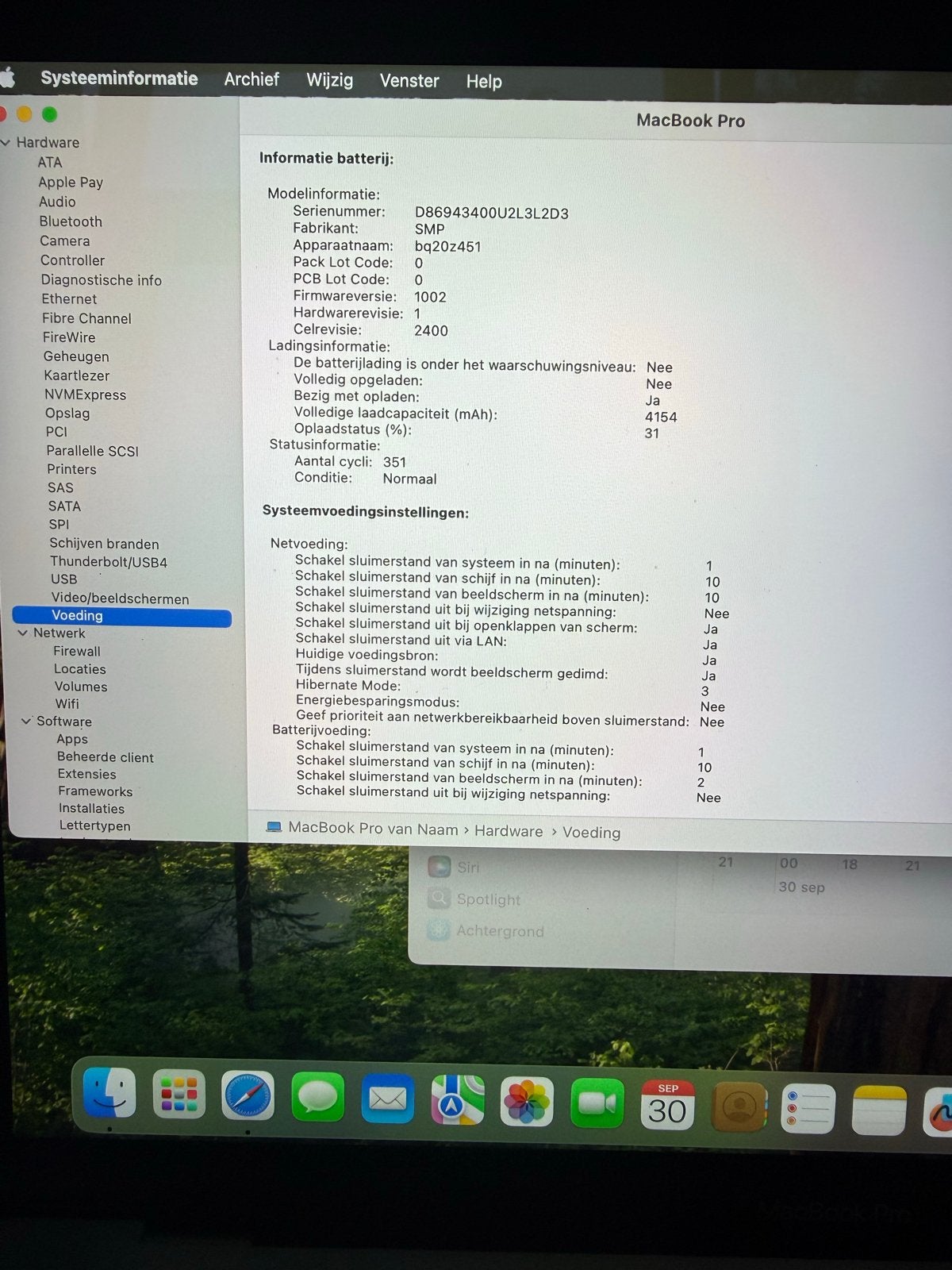 Foto 14 van MacBook Pro 13 inch 2019, in uitstekende staat + Apple mouse