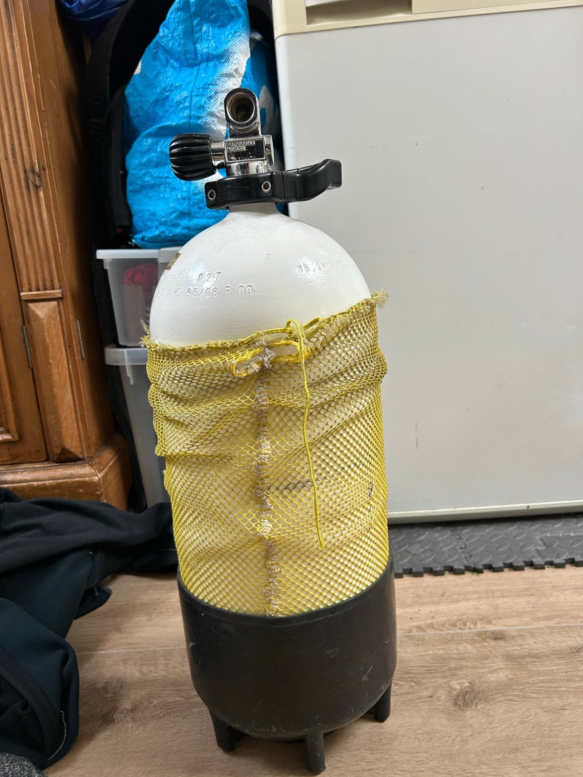Duikfles met kraan en beschermnet, Watersport en Boten, Ophalen of Verzenden, Gebruikt, Duikfles