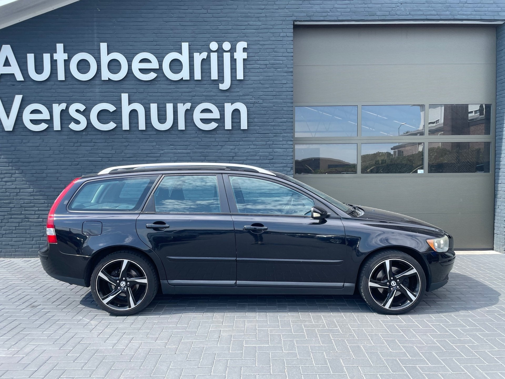 Volvo V50 2.4i stoelverwarming schuifdak inruilkoopje, Auto's, Volvo, Voorwielaandrijving, 1362 kg, Gebruikt, Zwart