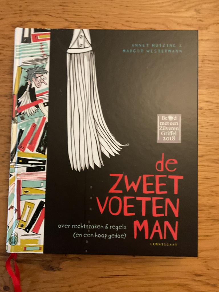 De zweetvoetenman, over rechtszaken & regels, Ophalen, Zo goed als nieuw