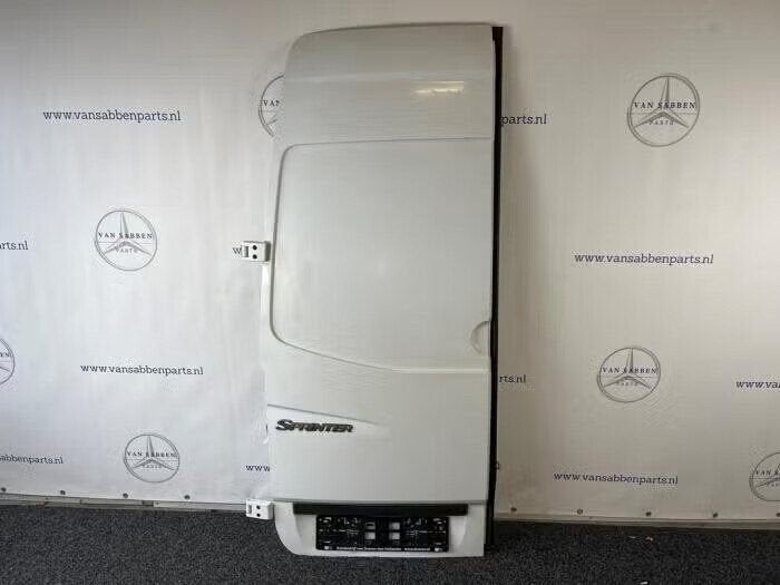 Achterdeur Bus-Bestelauto van een Mercedes Sprinter (147), Ophalen of Verzenden, Gebruikt, Achter, Achterklep