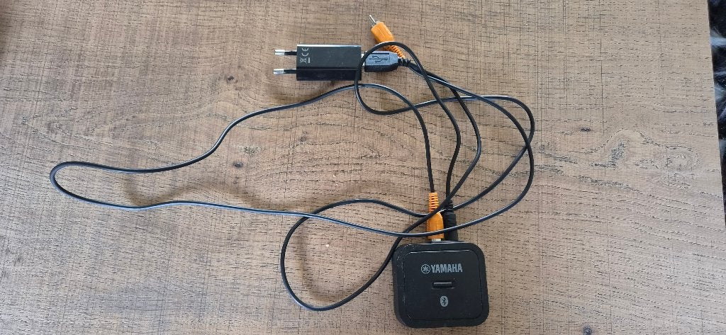 Te koop Yamaha YBA-11 bluetooth ontvanger, Overige systemen, Zo goed als nieuw, Minder dan 60 watt, Ophalen
