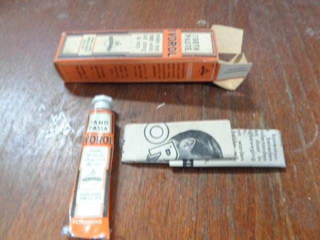 Doosje + tube Ivorol tandpasta., Verzamelen, Ophalen of Verzenden, Overige typen