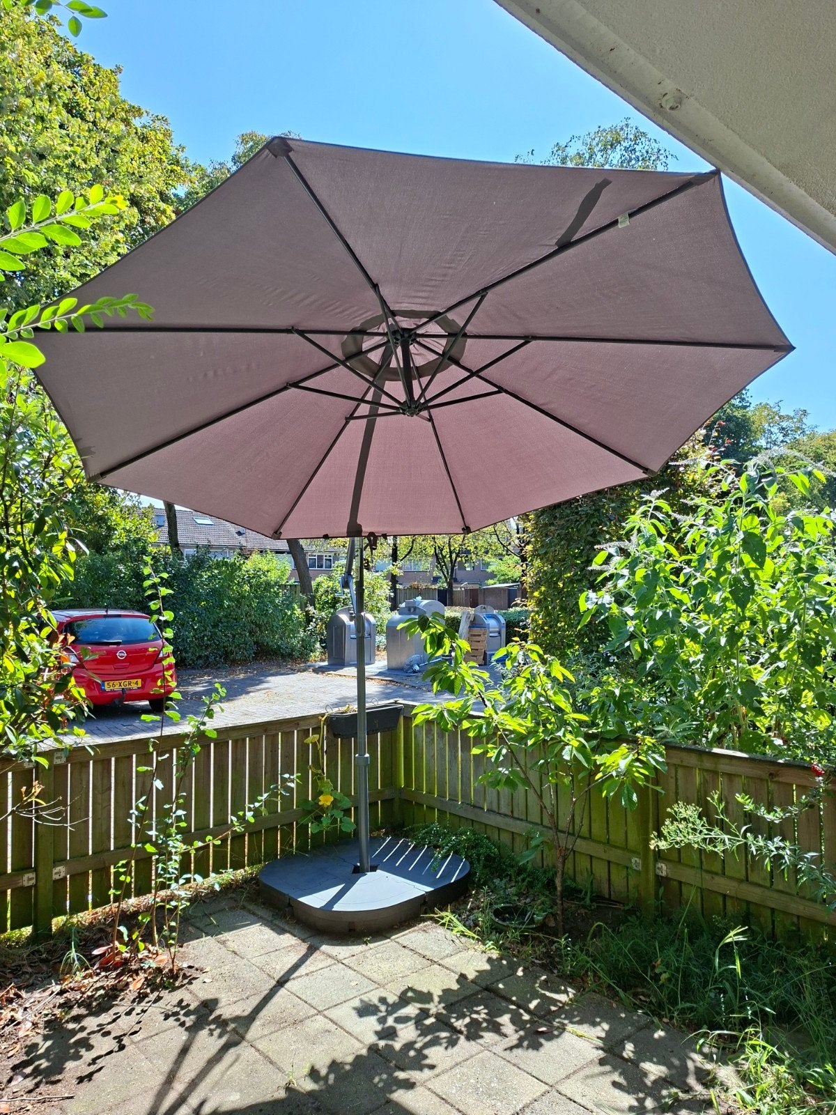Zweefparasol Florabest / Livarno, inclusief voetstuk en hoes, Ophalen, Verstelbaar, Gebruikt, 2 tot 3 meter