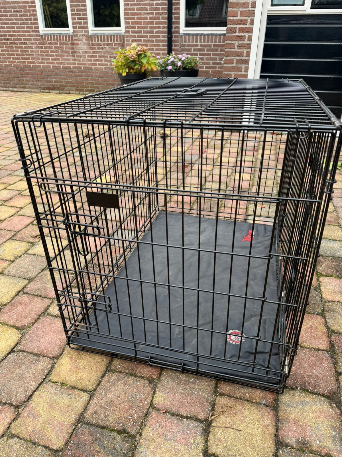 ZWARTE HONDEN BENCH met kussen, Dieren en Toebehoren, Ophalen of Verzenden, Gebruikt