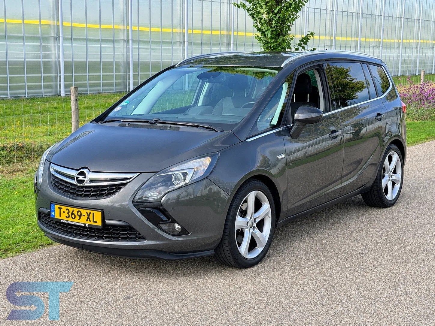 Opel Zafira TOURER 1.6 (bj 2014), Auto's, Voorwielaandrijving, Euro 5, Gebruikt, Zwart