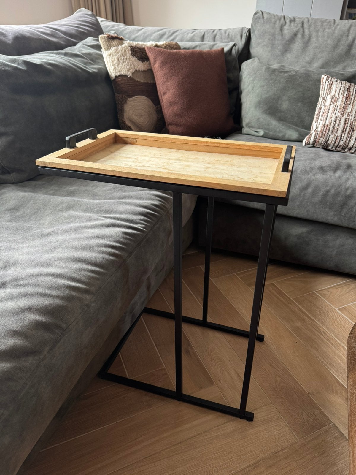 Bijzettafel voor over de bank, Ophalen, Minder dan 50 cm, Zo goed als nieuw, Metaal