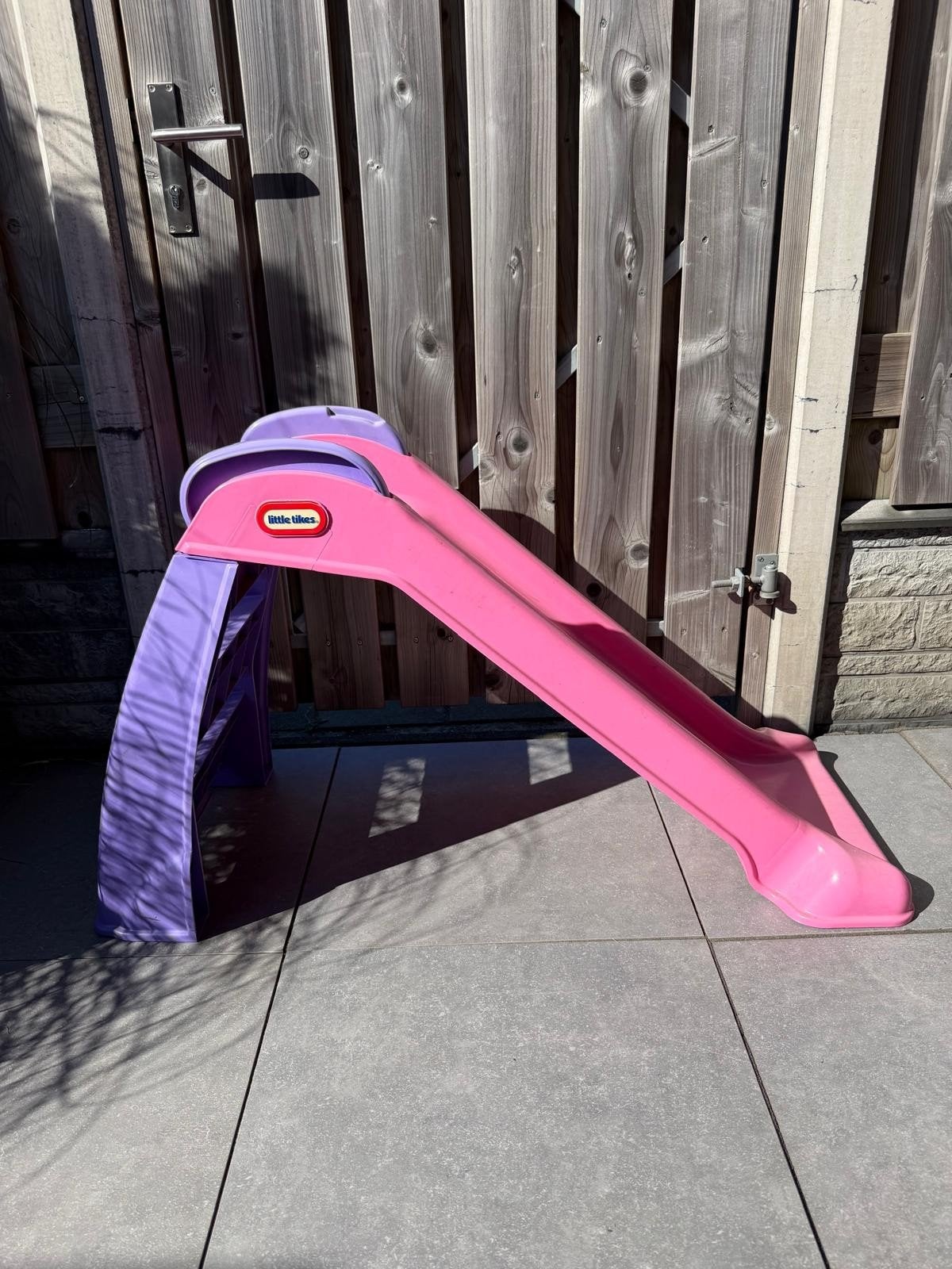 Kinderglijbaan van Little Tikes, Ophalen