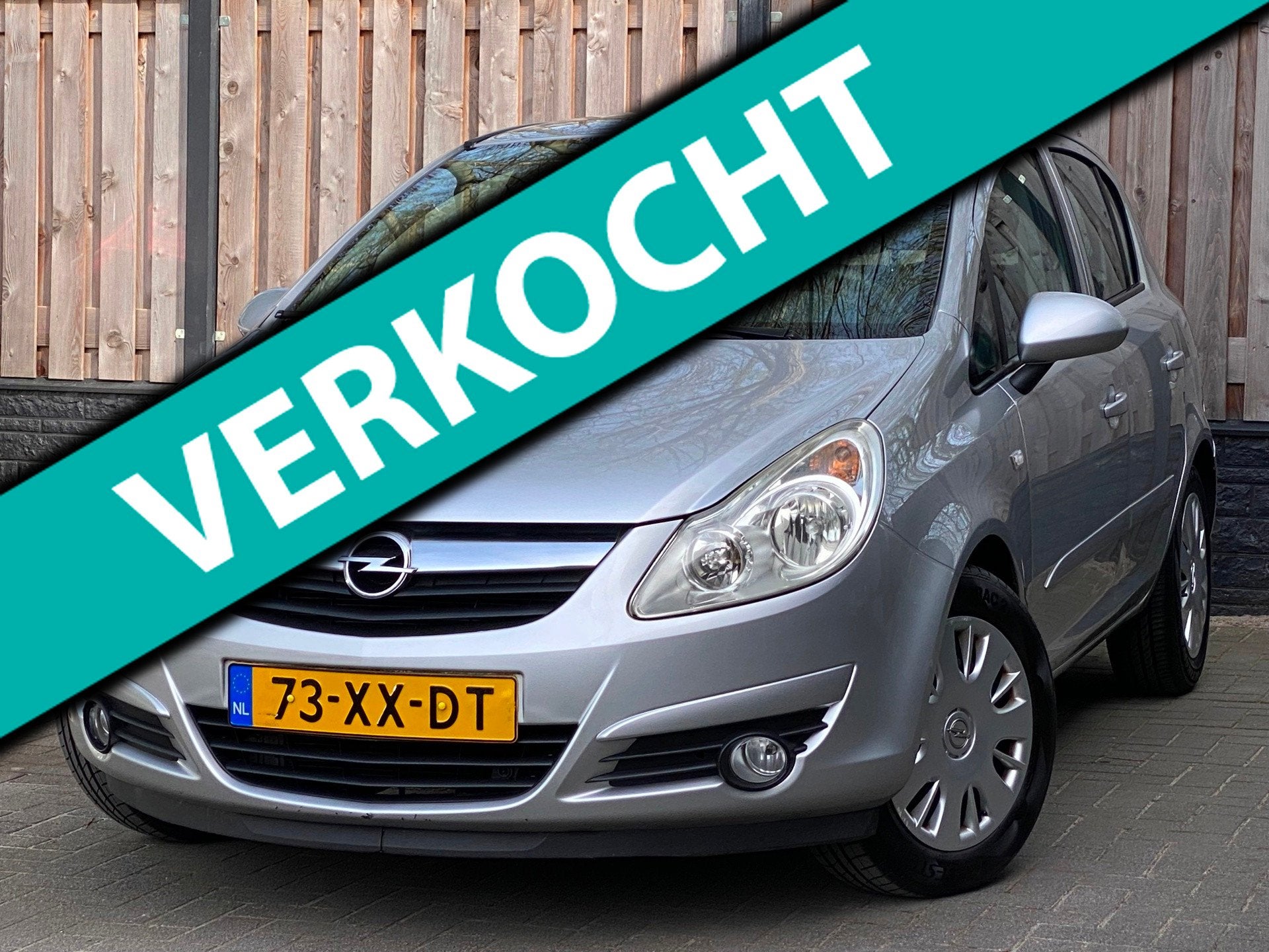 Opel Corsa 1.4-16V Enjoy NL Auto - Airco - 1e Eigenaar, Auto's, Opel, Voorwielaandrijving, 1063 kg, Gebruikt, 4 cilinders