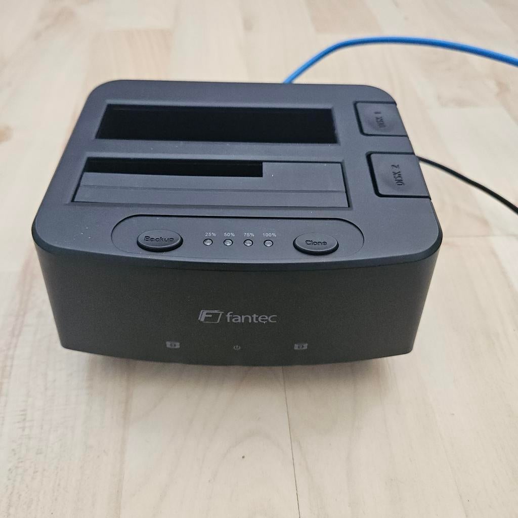 Fantec dockingstation, Computers en Software, Ophalen, Zo goed als nieuw
