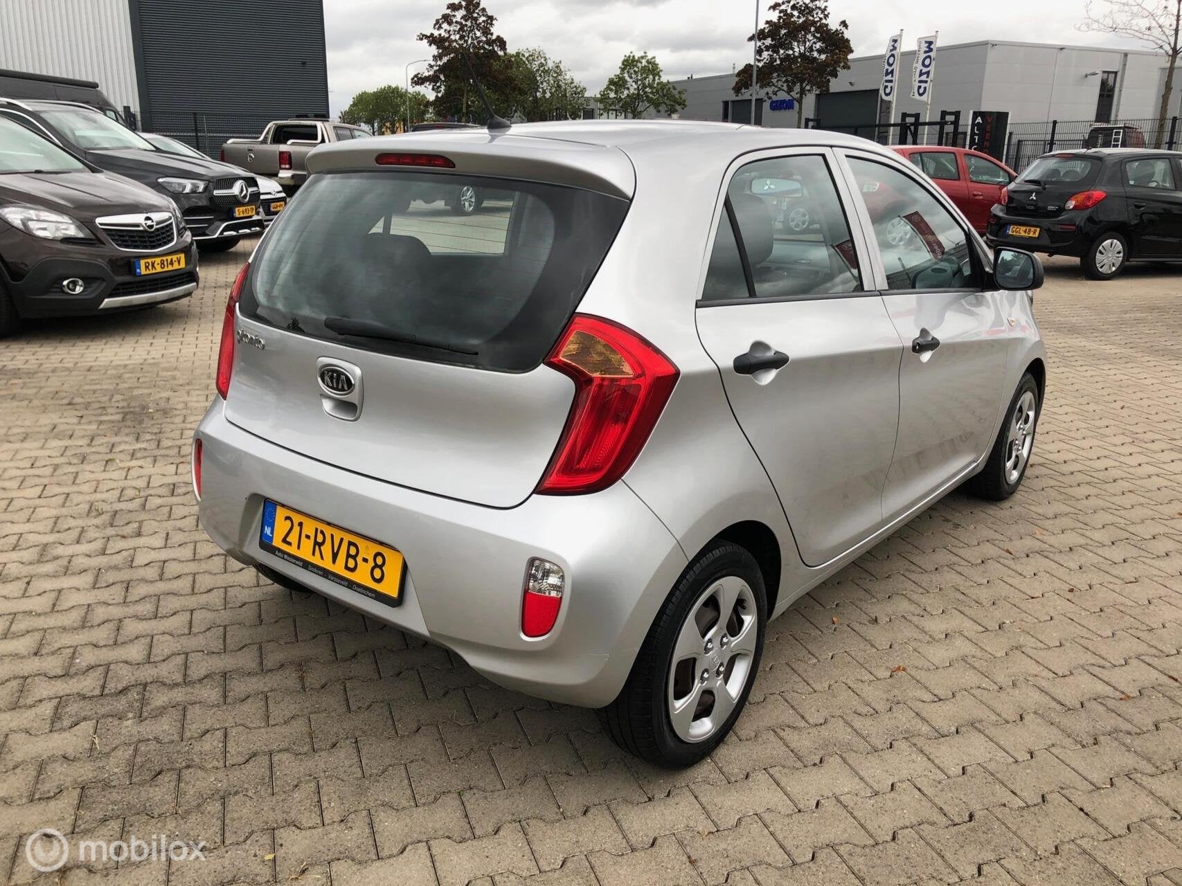 Kia Picanto 1.0 CVVT 5.DRS AIRCO N.A.P INCL GR-BEURT, Voorwielaandrijving, Euro 5, Stof, Gebruikt