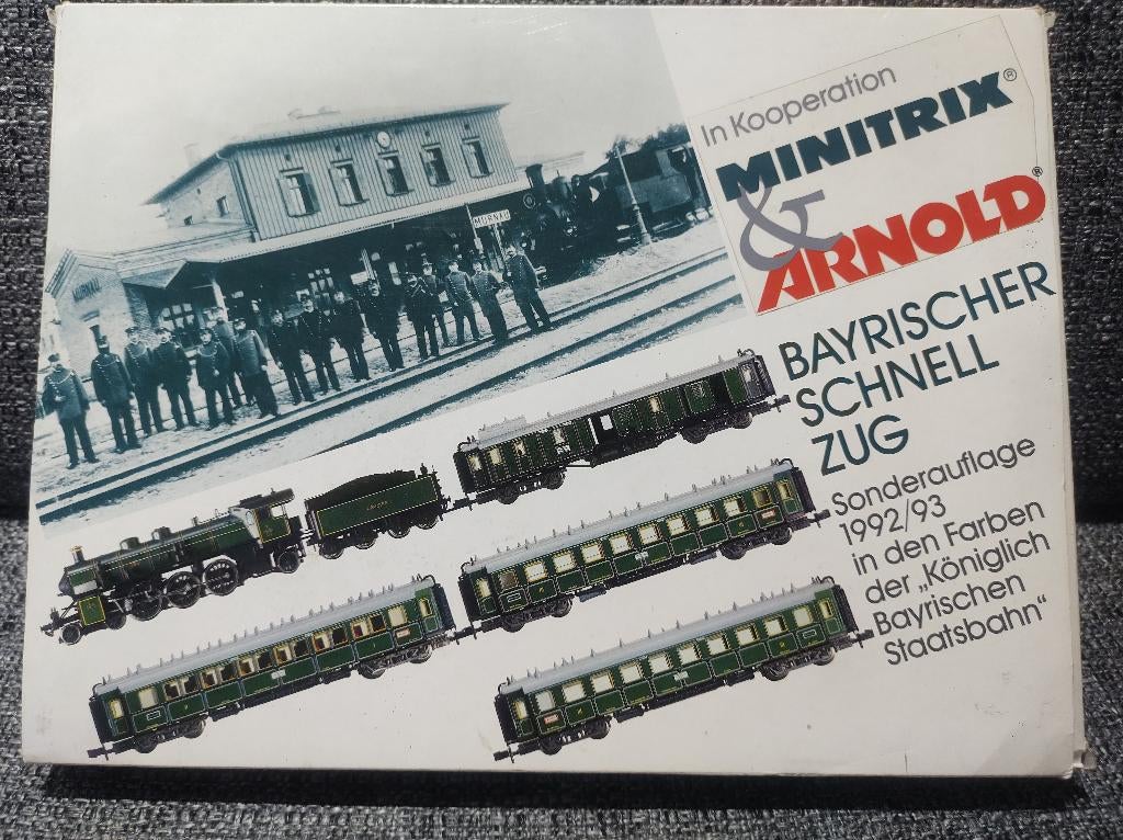 Arnold/Minitrix 0235 N Bayerische sneltreinset, Arnold, Gebruikt, Gelijkstroom, Wagon