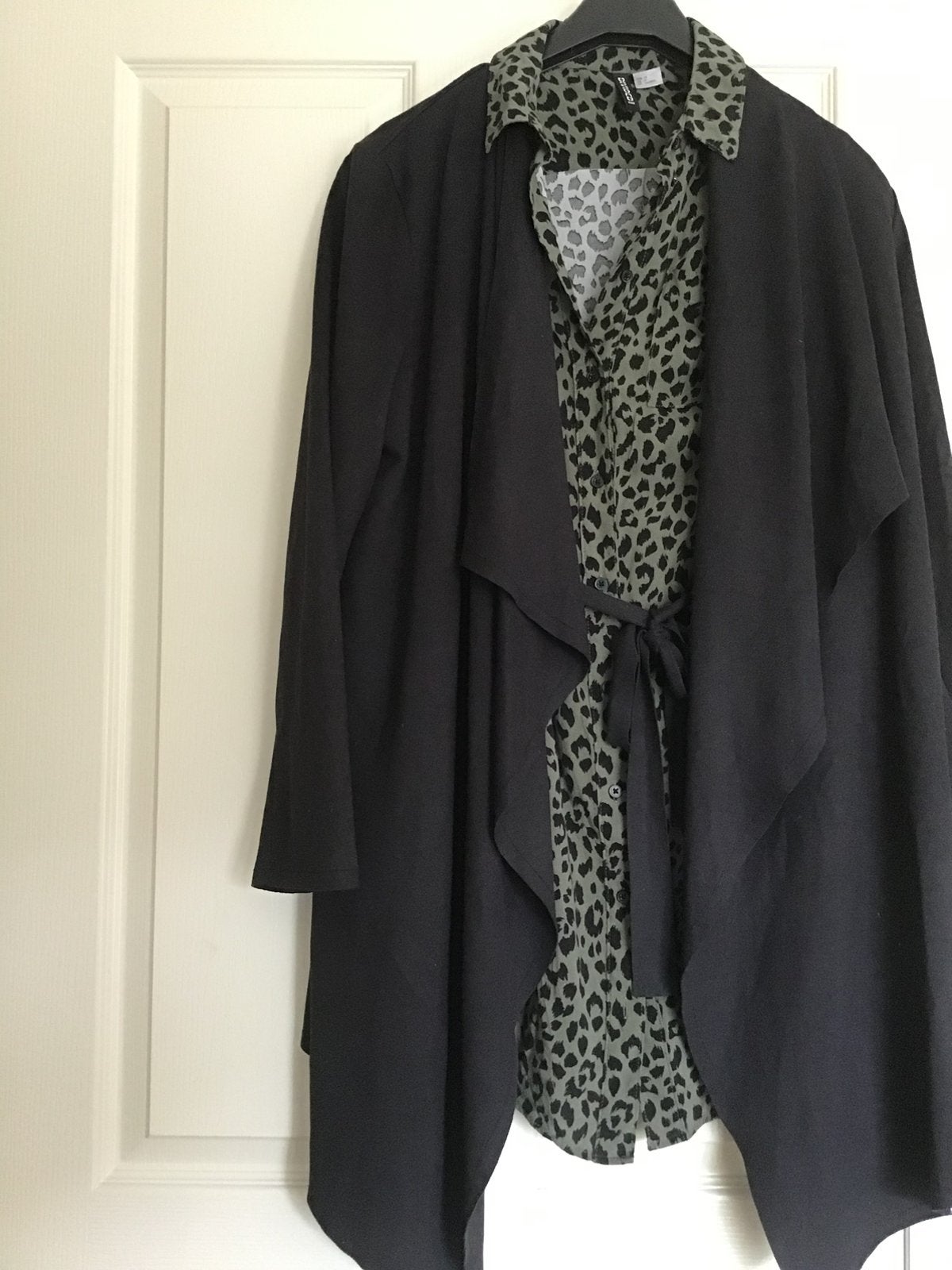 Mooie blouse/jurk( Mt 34) Divided+vest S/M, Zwart, Ophalen of Verzenden, Zo goed als nieuw, Maat 34 (XS) of kleiner