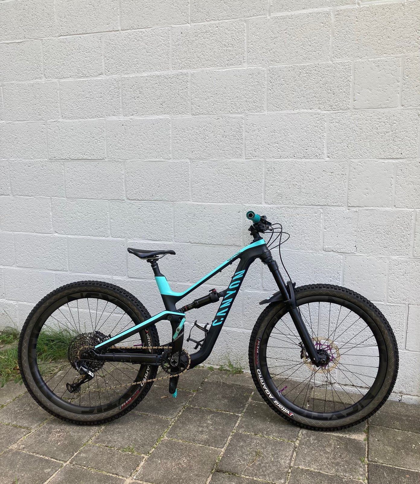 Canyon Spectral CF WMN 27.5 (Upgrades), Fietsen en Brommers, Zo goed als nieuw, Schijfrem, Ophalen, Overige merken