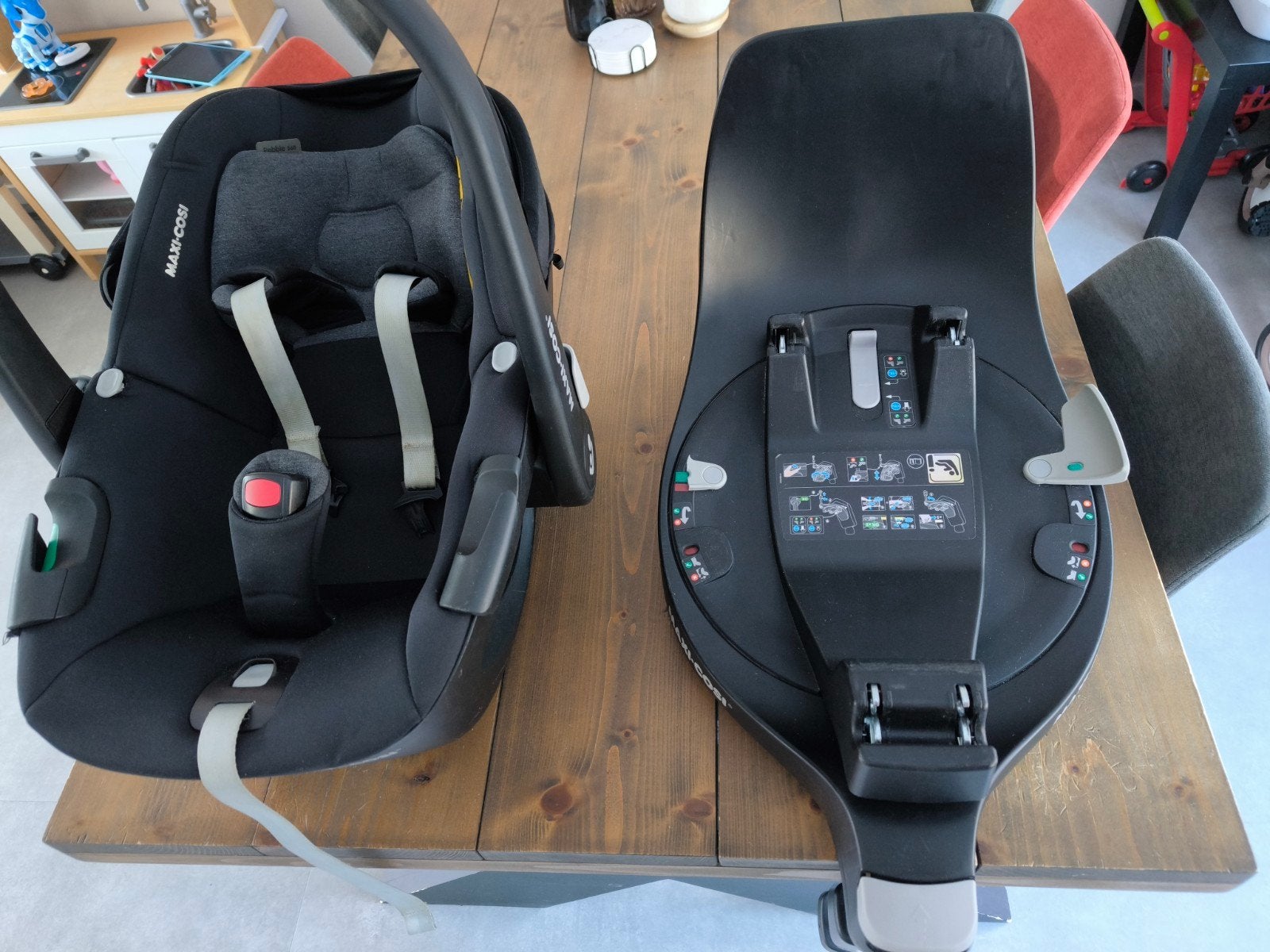 Maxi Cosi Pebble 360 met FamilyFix 360 base (Isofix), Ophalen, Gebruikt, Isofix, 0 t/m 13 kg
