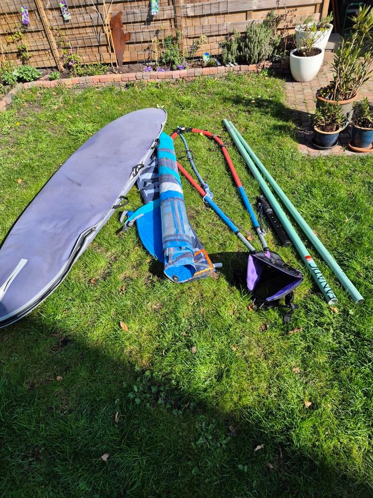 Complete Windsurf Set: Alpha 310, North Sails 5.6, Watersport en Boten, Windsurfen, Ophalen, Gebruikt, Met draagtas, 300 cm of meer