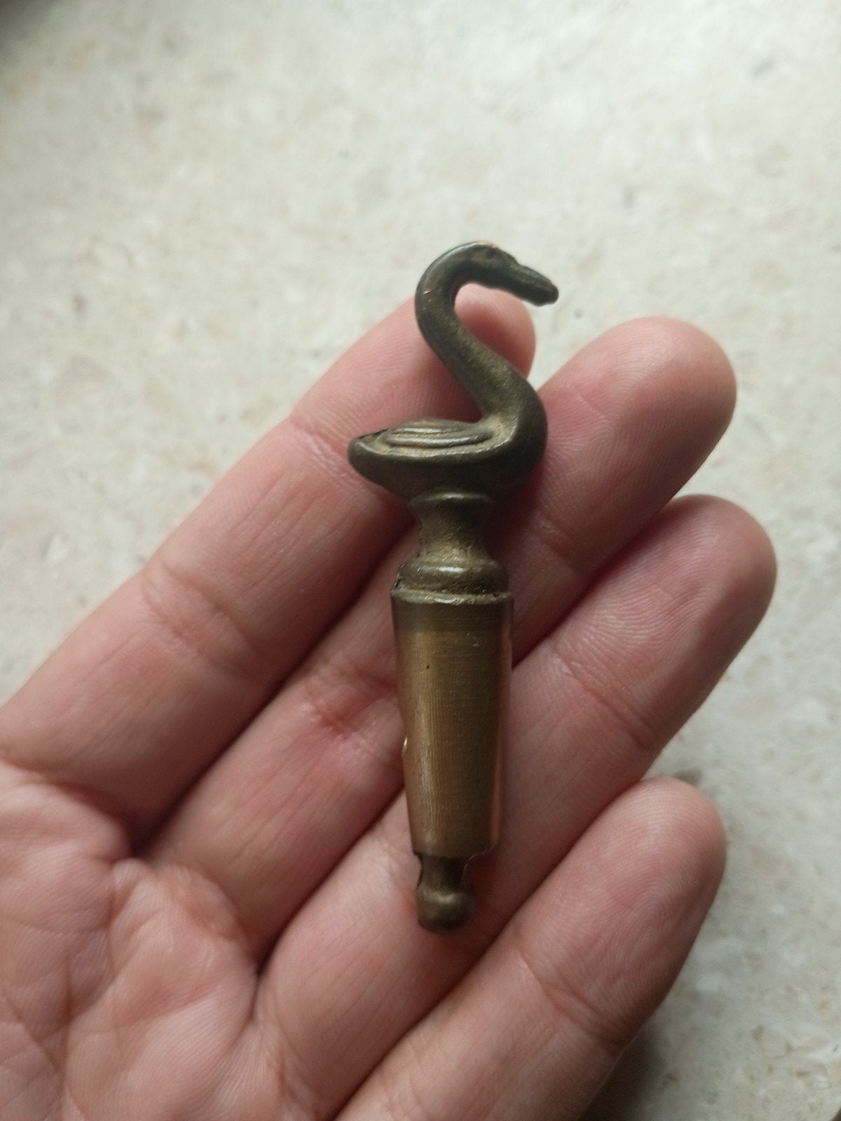 Antiek bronzen tapkraantje met zwaanfiguur, Antiek en Kunst, Ophalen of Verzenden