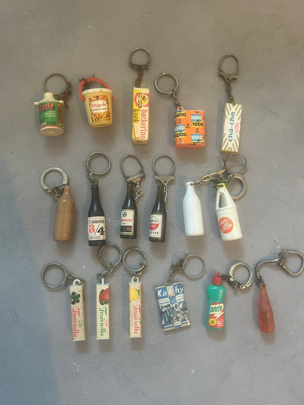 Vintage retro sleutelhangers mini merken mini boodschappen, Verzamelen, Ophalen of Verzenden, Gebruikt, Merk