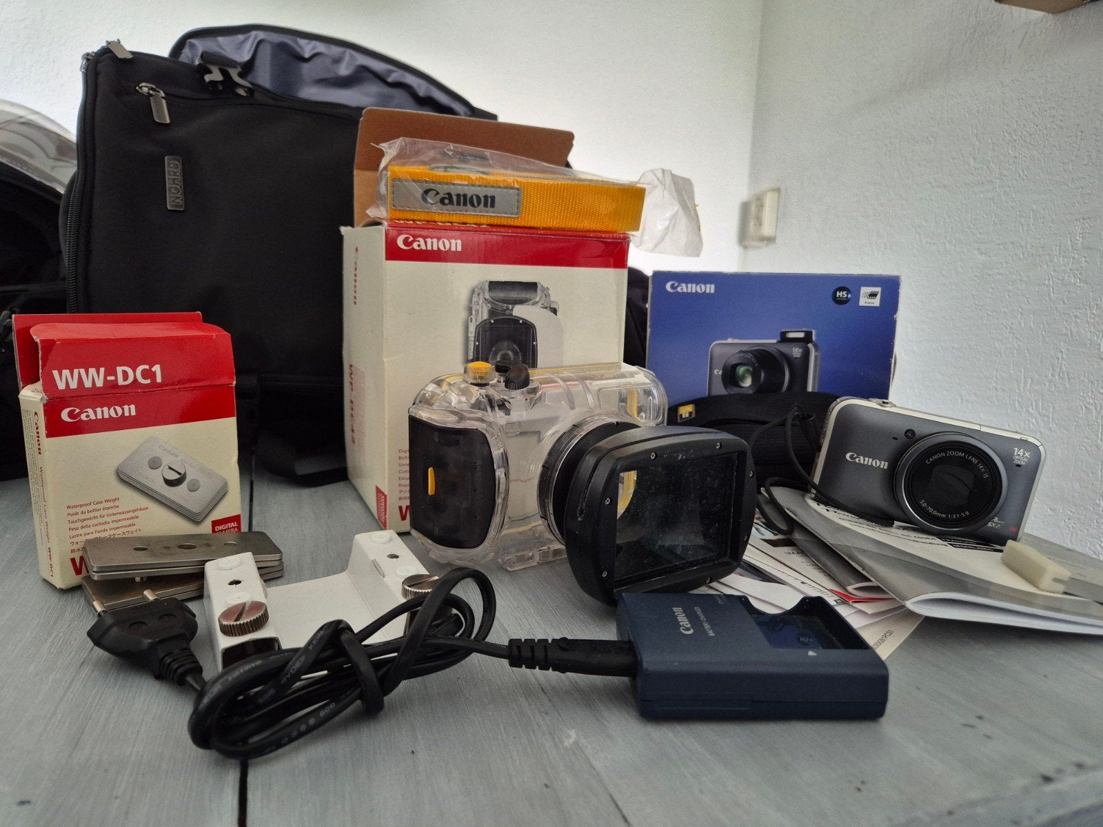 Canon SX220 HS + onderwaterhuis + extra accu + accessoires, Ophalen of Verzenden, Zo goed als nieuw, Canon, 8 keer of meer