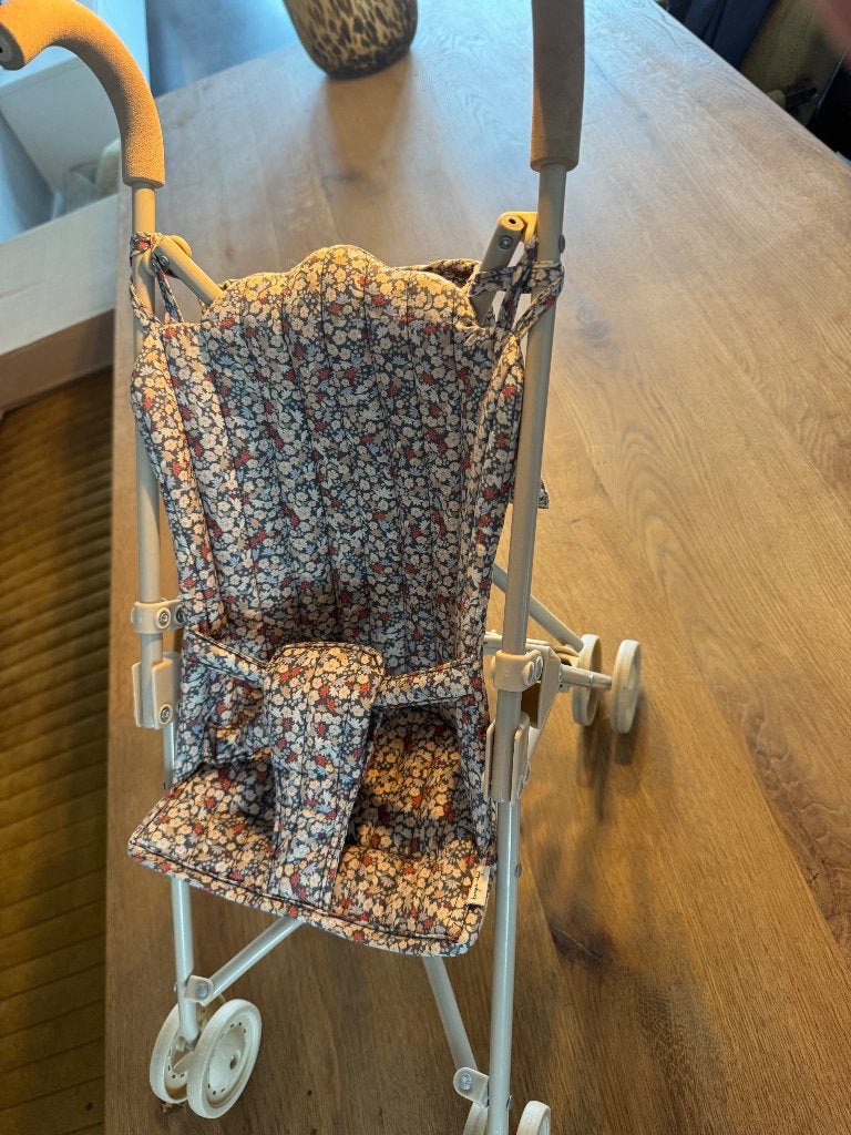 Buggy Konges Slöjd, Ophalen, Gebruikt, Babypop