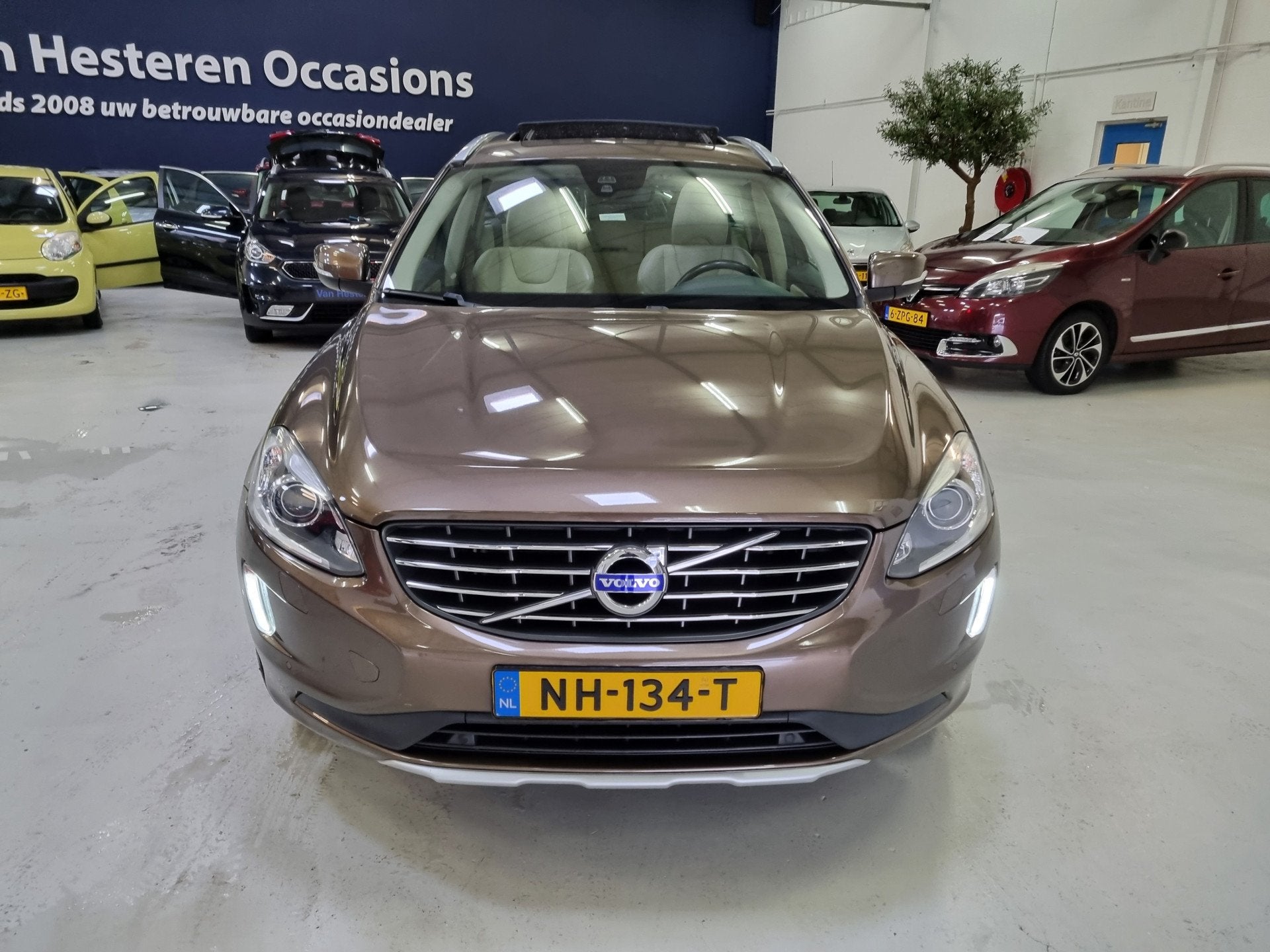 Volvo XC60 2.0 T5 FWD Polar+ ✅SUPER MOOI ✅GOED VEZORGD!, Auto's, Volvo, 15 km/l, Gebruikt, Euro 6, 4 cilinders