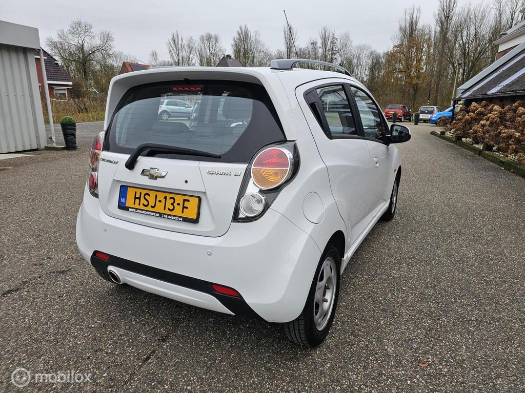 Chevrolet Spark 1.2 16V LT I Clim. control I Elektr. pakket, Auto's, Voorwielaandrijving, 4 cilinders, 82 pk, Wit