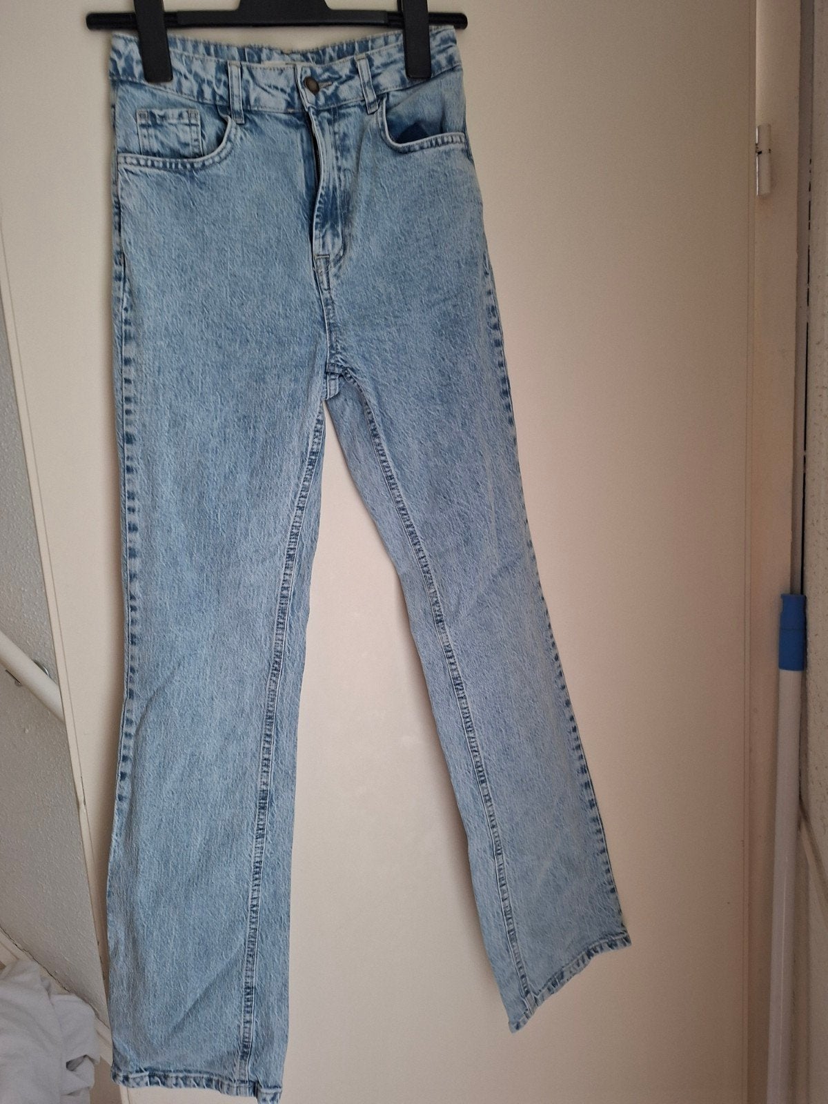 Stradivadius spijkerbroek maat 34, Ophalen, Blauw, Zo goed als nieuw, W27 (confectie 34) of kleiner