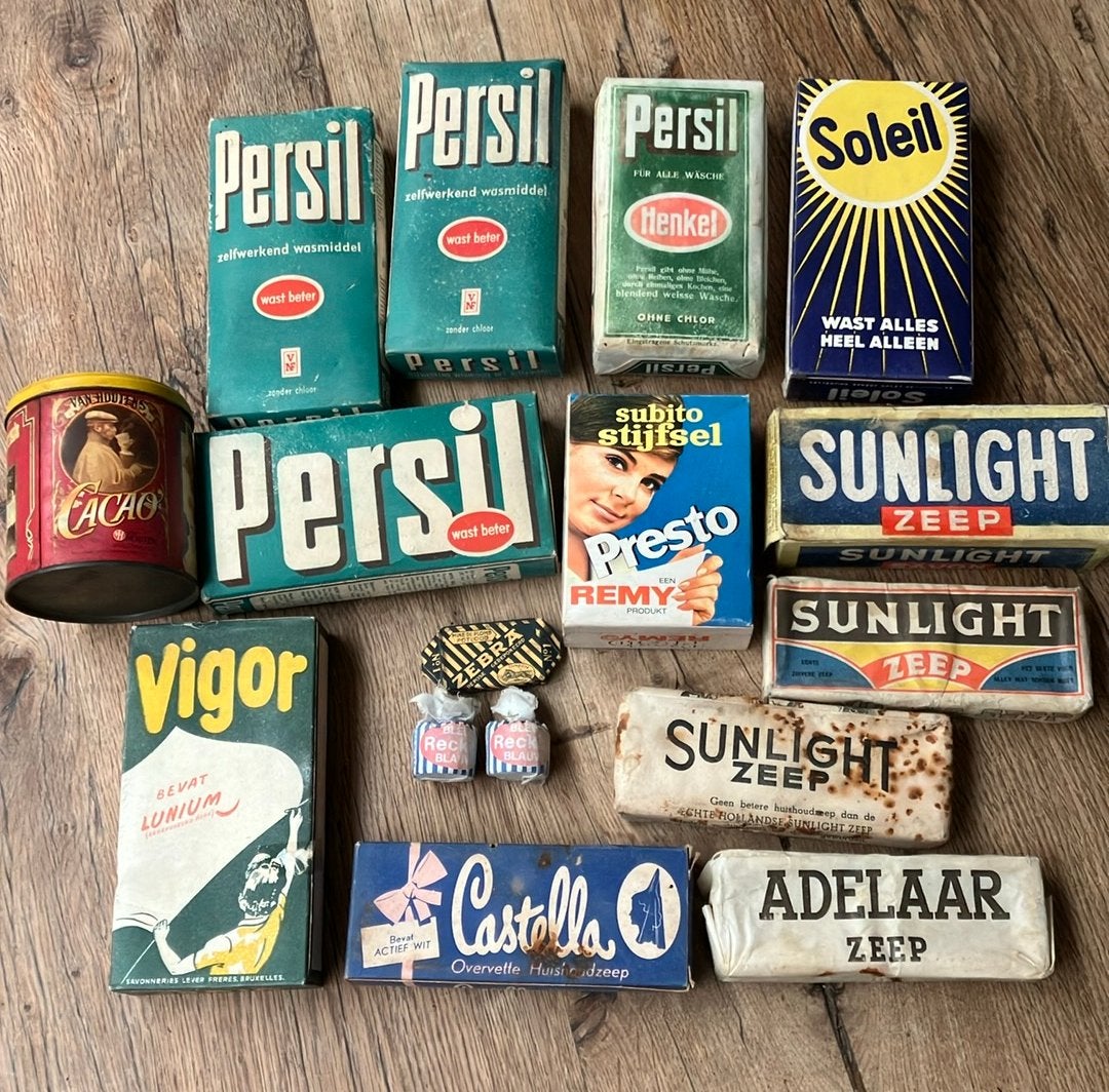 Verzameling oude wasmiddellen zeep poetsmiddel cacaopoeder, Ophalen of Verzenden